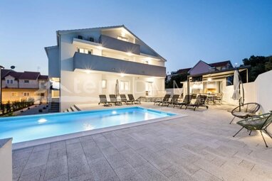 Haus zum Kauf 990.000 € 9 Zimmer 388 m² 734 m² Grundstück Brodarica Sibenik 22000