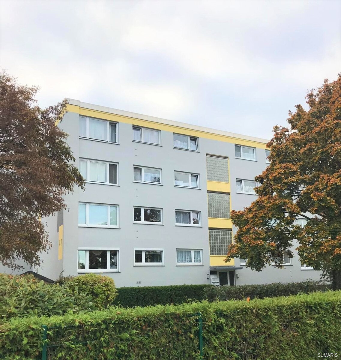 Wohnung zum Kauf 139.000 € 4 Zimmer 102 m²<br/>Wohnfläche Ab sofort<br/>Verfügbarkeit Kirchhuchting Bremen 28259