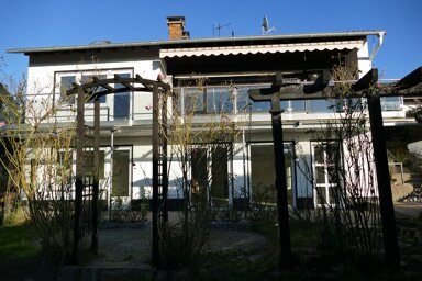 Haus zum Kauf 648.000 € 6 Zimmer 255,5 m² 637 m² Grundstück frei ab sofort Wildsachsen Hofheim am Taunus 65719