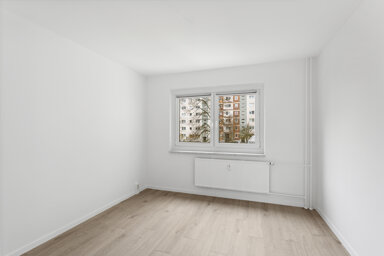 Studio zur Miete 1.145 € 4 Zimmer 80 m² Hellersdorf Berlin 12627