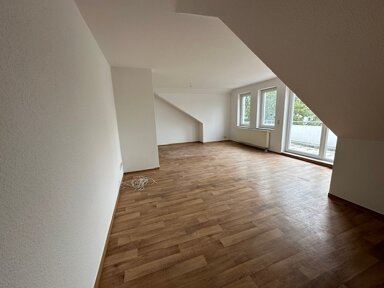 Wohnung zur Miete 468 € 3 Zimmer 78,3 m² 3. Geschoss frei ab 01.10.2024 Stendal Stendal 39576