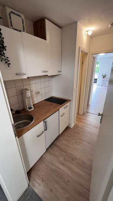 Apartment zur Miete 465 € 1 Zimmer 30 m² 1. Geschoss Pluwiger Straße 16 Neu-Kürenz 2 Trier 54295