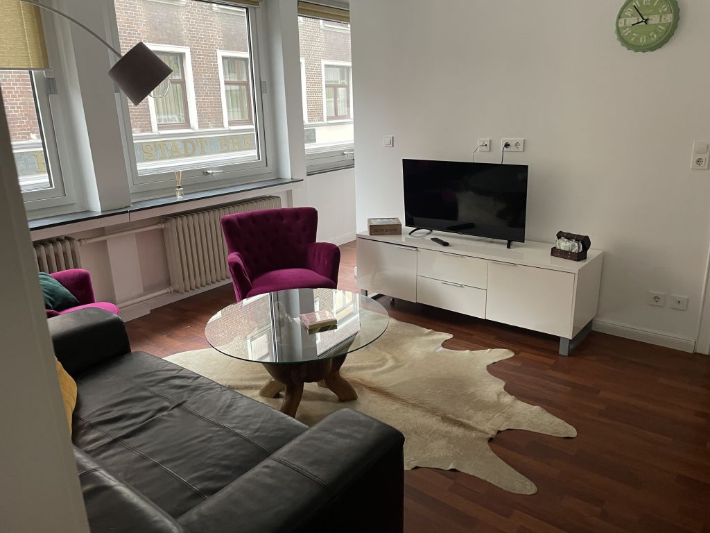 Wohnung zur Miete Wohnen auf Zeit 1.150 € 2 Zimmer 35 m²<br/>Wohnfläche Ab sofort<br/>Verfügbarkeit Heinkenstraße Altstadt Bremen 28195