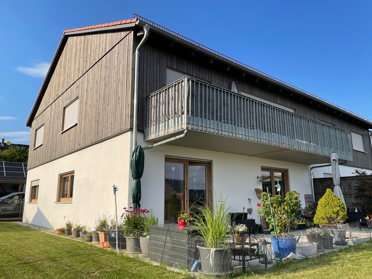 Wohnung zum Kauf 273.000 € 3 Zimmer 91,9 m²<br/>Wohnfläche EG<br/>Geschoss Neualbenreuth Bad Neualbenreuth 95698