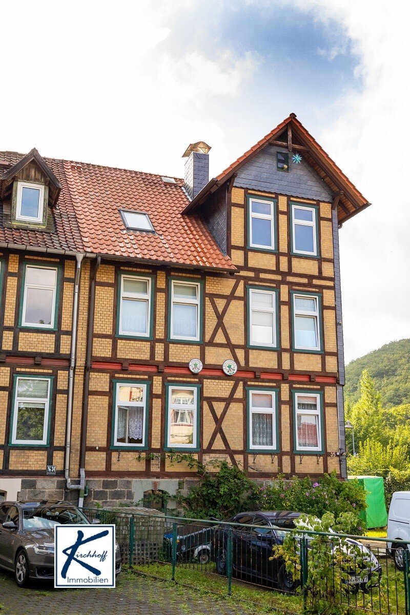 Mehrfamilienhaus zum Kauf 315.000 € 10 Zimmer 178,6 m²<br/>Wohnfläche 670 m²<br/>Grundstück Wernigerode Wernigerode 38855