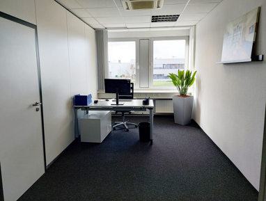 Bürofläche zur Miete 6,50 € 53,4 m² Bürofläche teilbar ab 53,4 m² Schleifbachweg 49-53 Öhringen Öhringen 74613
