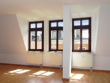 Wohnung zur Miete 495 € 3 Zimmer 107,6 m² 3. Geschoss Friedrich-Naumann-Straße 17 Greiz Greiz 07973