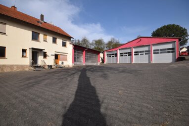 Mehrfamilienhaus zum Kauf 599.999 € 12 Zimmer 253 m² 1.977 m² Grundstück Böckels Petersberg 36100