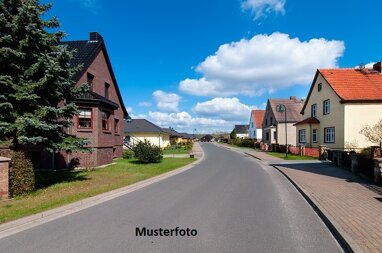 Einfamilienhaus zum Kauf Zwangsversteigerung 118.000 € 1 Zimmer 1 m² 124 m² Grundstück Bützow Bützow 18246