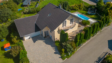 Einfamilienhaus zum Kauf 699.000 € 5 Zimmer 177 m² 1.087 m² Grundstück Eichendorf Eichendorf 94428