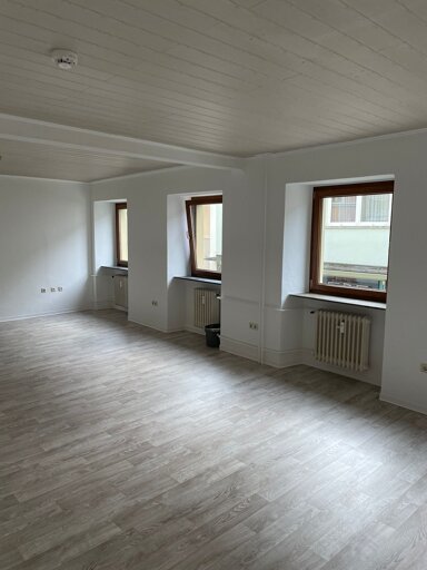 Wohnung zur Miete 700 € 118 m² frei ab sofort Ludwigstraße Bad Brückenau Bad Brückenau 97769