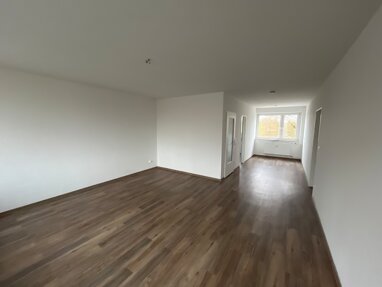 Wohnung zur Miete 599 € 3 Zimmer 82,6 m² 3. Geschoss Herzog-Ernst-Ring 23 Blumlage Celle 29221