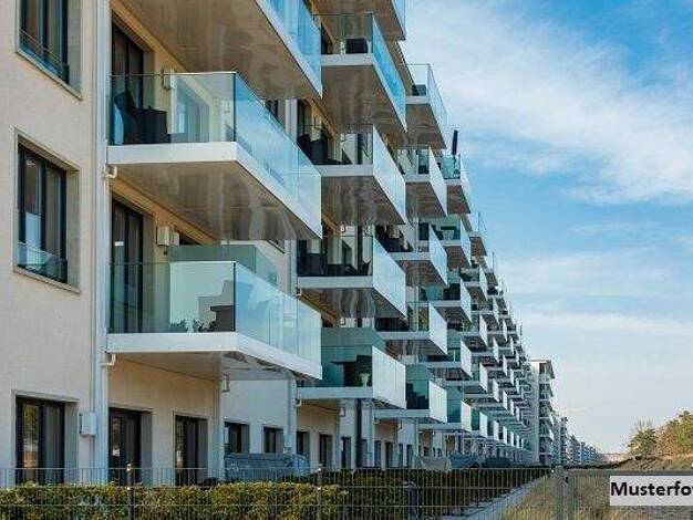 Mehrfamilienhaus zum Kauf 10.000 € 200 m² 440 m² Grundstück Freiberg 09599