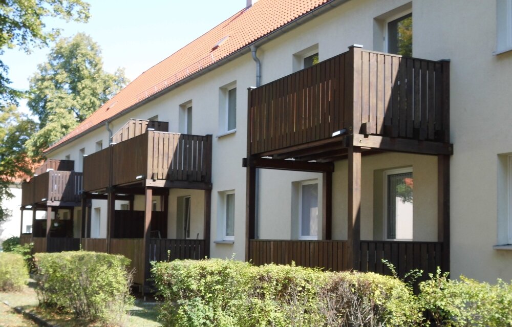 Wohnung zur Miete 400 € 3 Zimmer 59,5 m²<br/>Wohnfläche 1. Stock<br/>Geschoss Berliner Straße 13 Lauta Lauta 02991