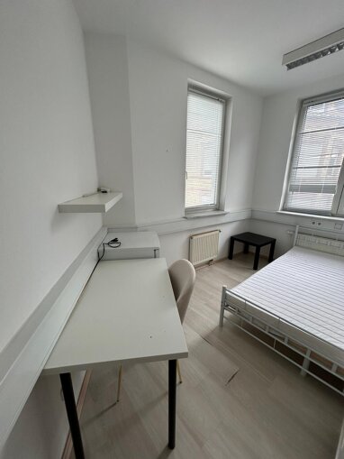 Apartment zur Miete 390 € 16,7 m² frei ab sofort Roßmarkt 34 Stadtmitte Aschaffenburg 63739