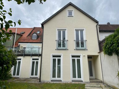 Wohnung zur Miete 260 € 2 Zimmer 50 m² 1. Geschoss Erbendorf Erbendorf 92681