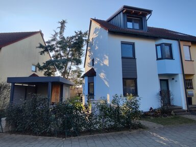 Reihenendhaus zur Miete 2.000 € 5 Zimmer 138 m² 230 m² Grundstück frei ab 01.04.2025 Herzogenaurach 19 Herzogenaurach 91074