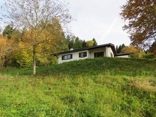 Einfamilienhaus zum Kauf 249.000 € 70 m² 1.394 m² Grundstück Greising Deggendorf 94469