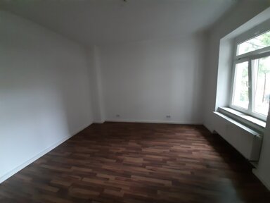 Wohnung zur Miete 608 € 4 Zimmer 101,2 m² frei ab sofort Zschochernstr. 32 Altstadt Gera 07545