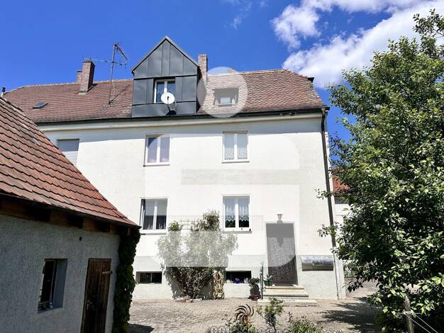 Mehrfamilienhaus zum Kauf 210.000 € 8 Zimmer 140 m² 500 m² Grundstück Amberg 92224