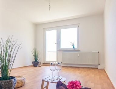 Wohnung zur Miete 209 € 2 Zimmer 40,2 m² 3. Geschoss Faleska-Meinig-Str. 68 Markersdorf 621 Chemnitz 09122