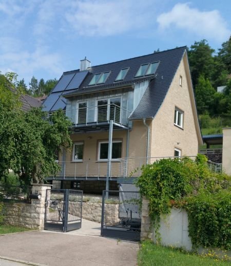 Einfamilienhaus zur Miete 1.250 € 140 m²<br/>Wohnfläche 820 m²<br/>Grundstück Treuchtlingen Treuchtlingen 91757