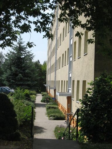 Wohnung zur Miete 426 € 2 Zimmer 53,2 m² 3. Geschoss Alte Straße 09 Schkeuditz Schkeuditz 04435