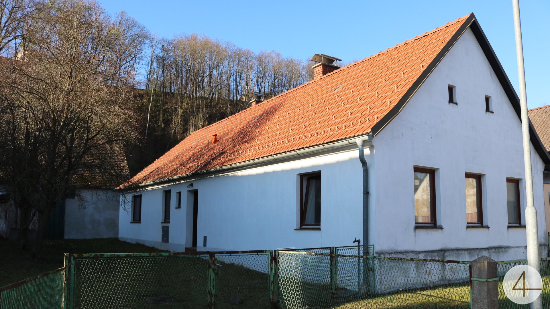 Haus zum Kauf 119.000 € 4 Zimmer 1.025 m² Grundstück Karlstein an der Thaya 3822