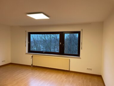 Wohnung zur Miete 700 € 3 Zimmer 94 m² 1. Geschoss frei ab 01.01.2025 Göttschied Idar-Oberstein 55743