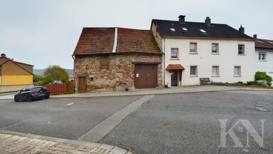 Haus zum Kauf 199.000 € 10 Zimmer 181,5 m² 281 m² Grundstück Bischmisheim Saarbrücken 66132