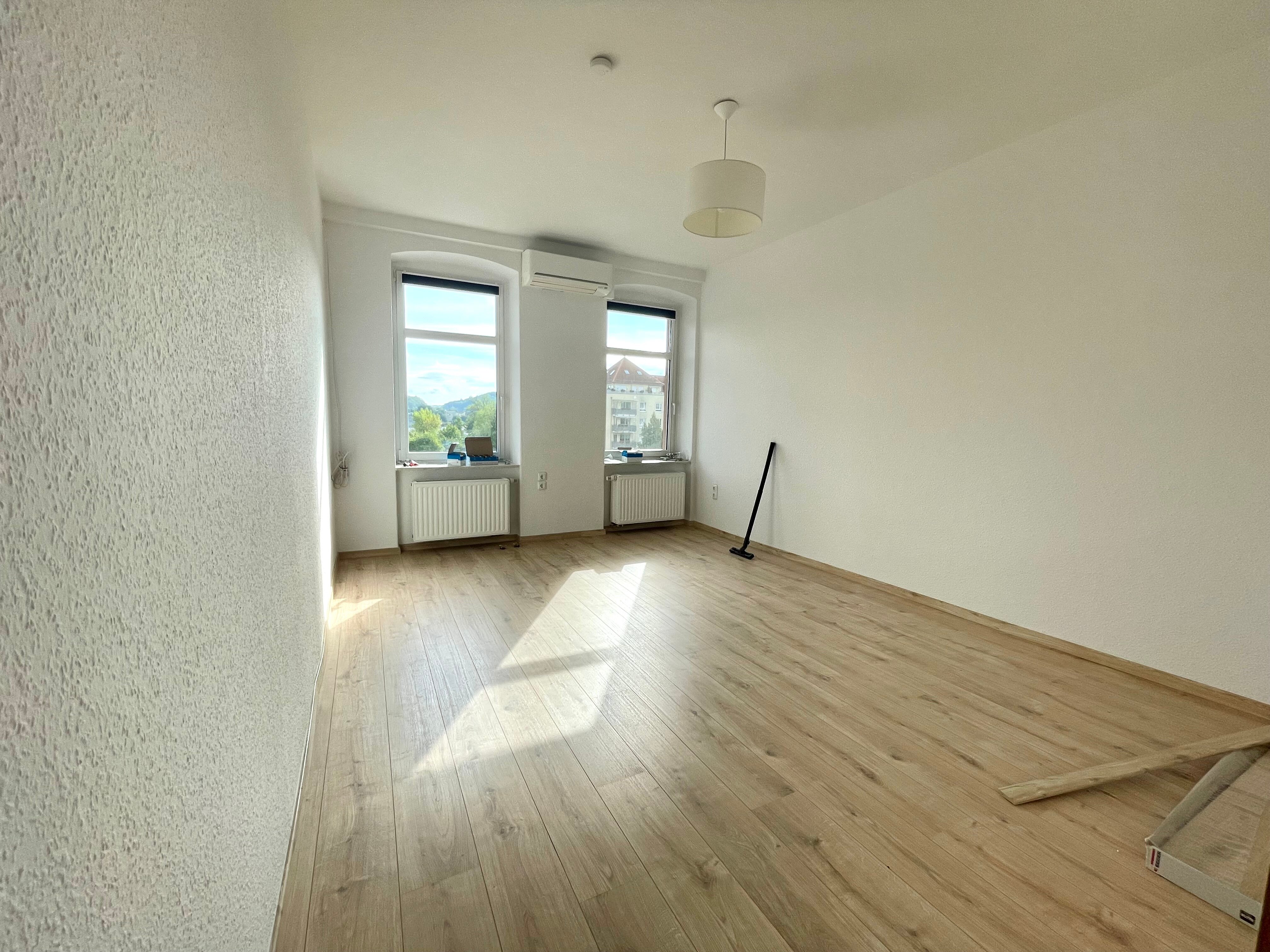 Wohnung zur Miete 488 € 3,5 Zimmer 84 m² 3. Geschoss Wiesestraße 134 Debschwitz 1 Gera 07548
