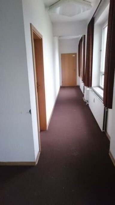 Bürofläche zur Miete provisionsfrei 293 € 2 Zimmer 150 m² Bürofläche teilbar von 51 m² bis 116 m² Auerbach Auerbach 08209