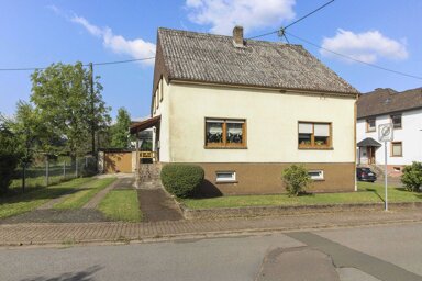 Einfamilienhaus zum Kauf 179.000 € 6 Zimmer 160,2 m² 737,2 m² Grundstück Noswendel Wadern 66687