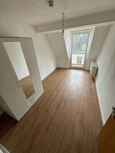 Wohnung zur Miete 340 € 1 Zimmer 16 m² frei ab sofort Kastel - Mitte Wiesbaden 55252