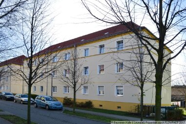 Wohnung zur Miete 345 € 2 Zimmer 55 m² 2. Geschoss Martin-Luther-Straße 7 Bitterfeld Bitterfeld 06749