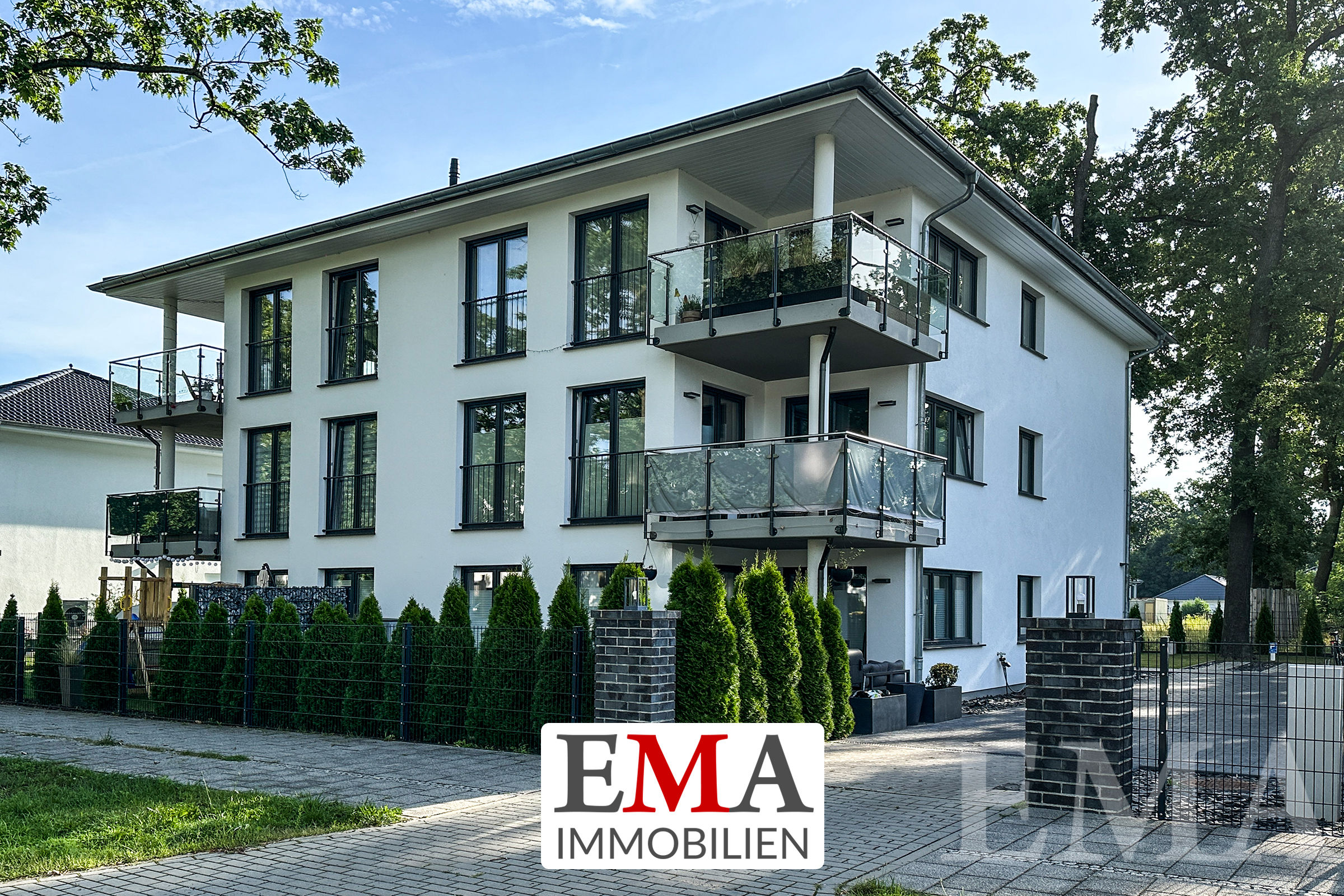 Mehrfamilienhaus zum Kauf 1.980.000 € 18 Zimmer 478,2 m²<br/>Wohnfläche 962 m²<br/>Grundstück Dallgow Dallgow-Döberitz 14624