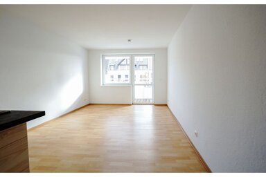 Wohnung zur Miete 232,27 € 1 Zimmer 27,4 m² 4. Geschoss Dittesstraße 60 Neundorfer Vorstadt Plauen 08523