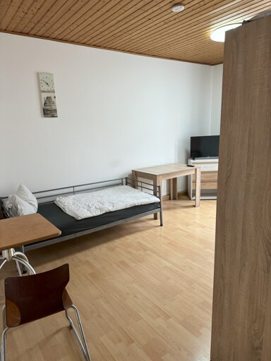 Wohnung zur Miete Wohnen auf Zeit 1.905 € 3 Zimmer 72 m² frei ab sofort Neckarvorstadt Stuttgart-Bad Cannstatt 70376