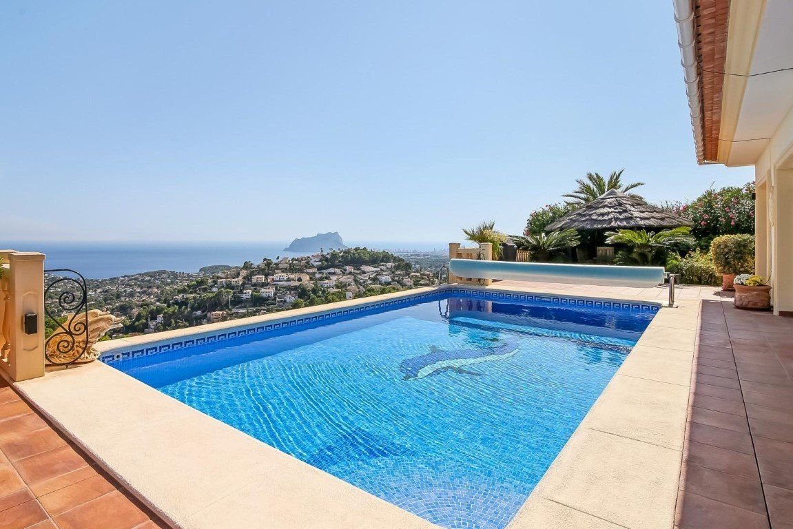 Villa zum Kauf 1.350.000 € 5 Zimmer 370 m²<br/>Wohnfläche 785 m²<br/>Grundstück Moraira 03724