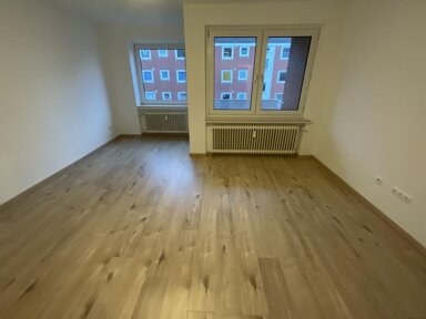 Wohnung zur Miete 449 € 3 Zimmer 66,2 m² 1. Geschoss Arngaster Straße 19 Varel Varel 26316