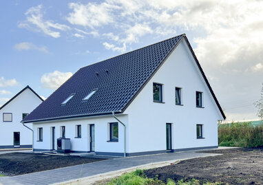 Doppelhaushälfte zum Kauf 329.900 € 4 Zimmer 117 m² 550 m² Grundstück Timmaspe 24644