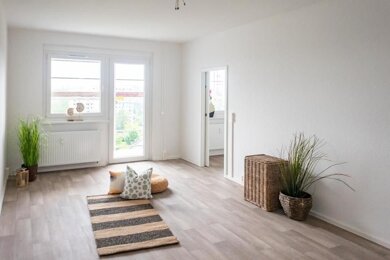 Wohnung zur Miete 251 € 1 Zimmer 35,9 m² 6. Geschoss Am Harthwald 1 Markersdorf Chemnitz 09123