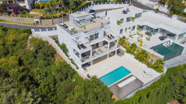 Villa zum Kauf 2.600.000 € 6 Zimmer 323 m² 1.065 m² Grundstück Marbella East 29600