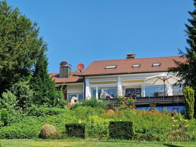 Einfamilienhaus zum Kauf 1.249.000 € 6 Zimmer 199 m² 1.675 m² Grundstück Ebersbach Ebersbach an der Fils 73061