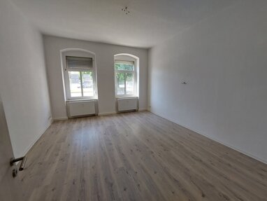 Wohnung zur Miete 440 € 3 Zimmer 88 m² Erdgeschoss Döbeln Döbeln 04720