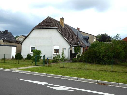 Haus zum Kauf 40.000 € 3 Zimmer 85 m² 500 m² Grundstück frei ab sofort Karstädter Str. 1 / OT Postlin Postlin Karstädt 19357