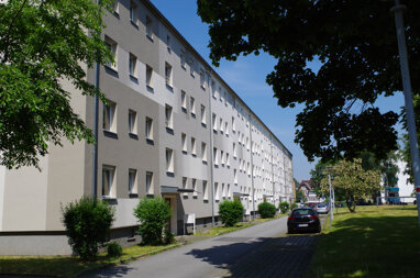 Wohnung zur Miete 331,61 € 3 Zimmer 59,8 m² 3. Geschoss Prof.-Roßmäßler-Straße 24 Pirna Pirna 01796