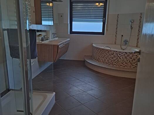 Wohnung zur Miete 1.100 € 3 Zimmer 120 m² Geschoss 1/1 frei ab sofort Ludwigstraße 31 Ottobeuren 87724