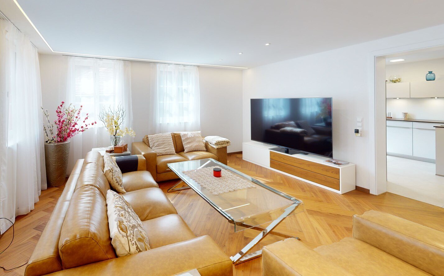 Einfamilienhaus zum Kauf 595.000 € 8 Zimmer 184 m²<br/>Wohnfläche 220 m²<br/>Grundstück Schiltach Schiltach 77761
