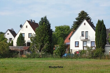 Einfamilienhaus zum Kauf 70.000 € 1 Zimmer 230 m² 1.360 m² Grundstück Fürstenhagen Uslar 37170